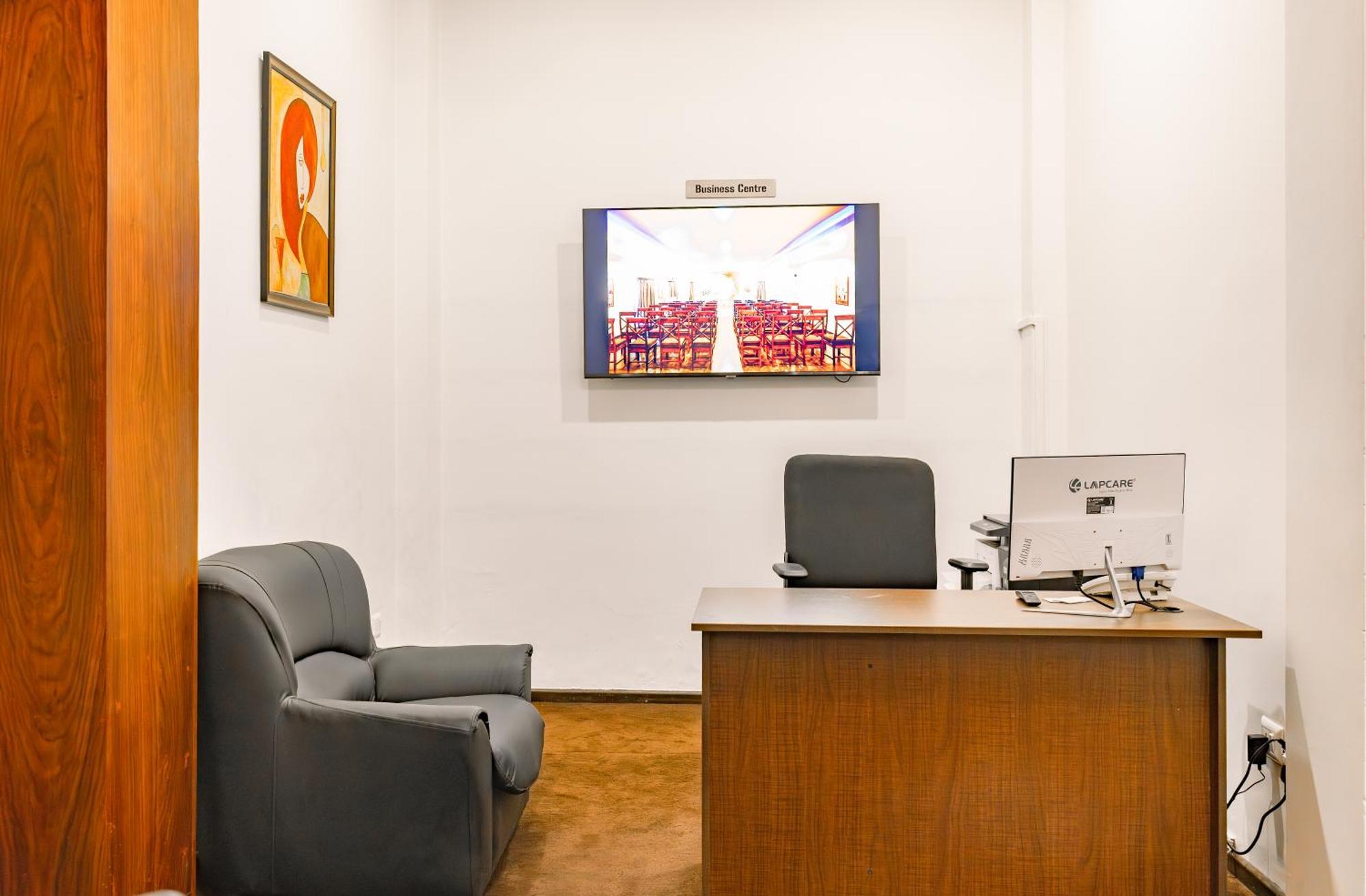 Hotel Narendra Central Muvattupuzha Exteriér fotografie